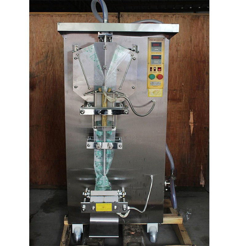 Máquina de embalagem para embalagem de leite de feijão