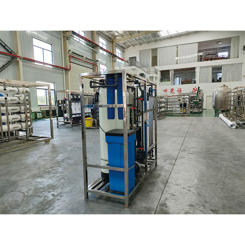 Filtro industrial de purificação de água por osmose reversa com módulo UF e capacidade de 500 L