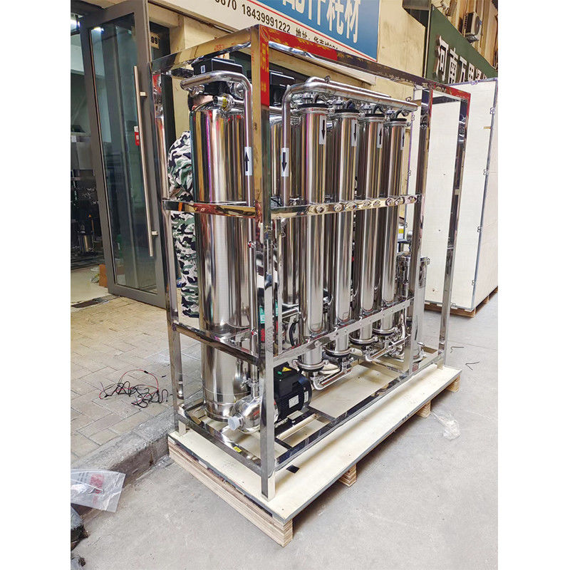 Sistema de tratamento de água RO para produção de água pura no setor comercial