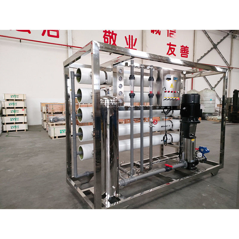 Equipamento totalmente automático de tratamento de águas RO de 10000L para produção de água pura deionizada