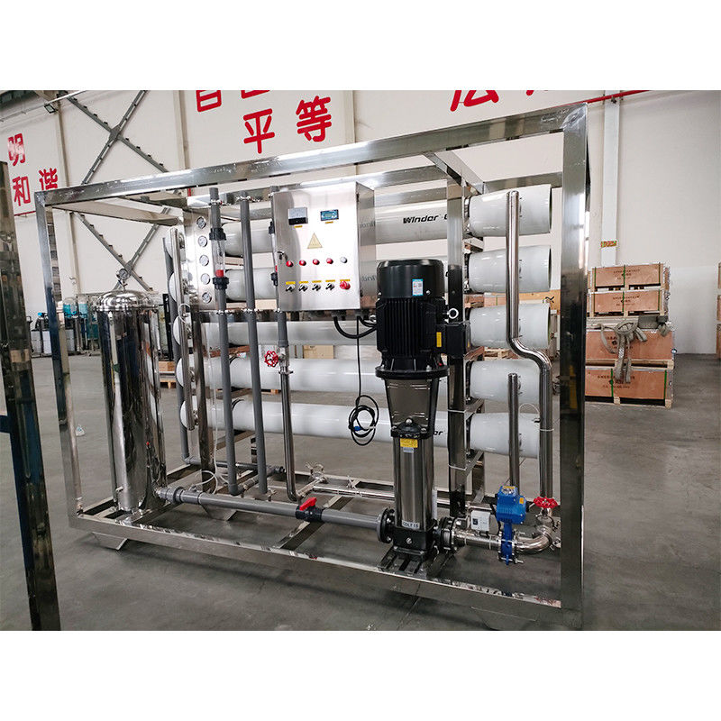 Equipamento totalmente automático de tratamento de águas RO de 10000L para produção de água pura deionizada